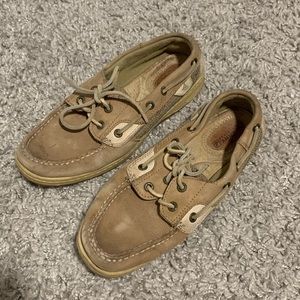 Classic Sperry Tan Leather shoes Size 7.5